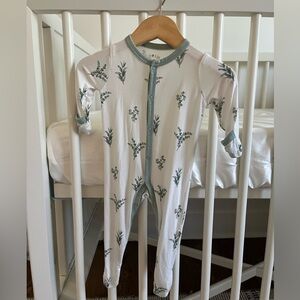 Kyte Baby Zippered Footie in Eucalyptus